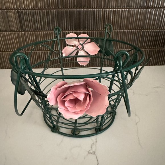 Decorative Wire Basket and Roses in Terracotta Pot - Picture 9 of 11